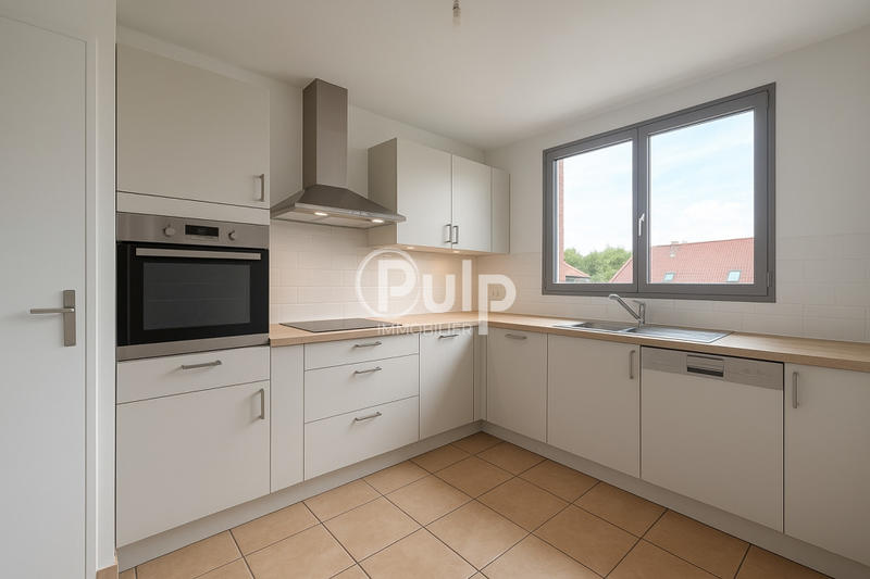 Maison - 105 m² - 5 pièces