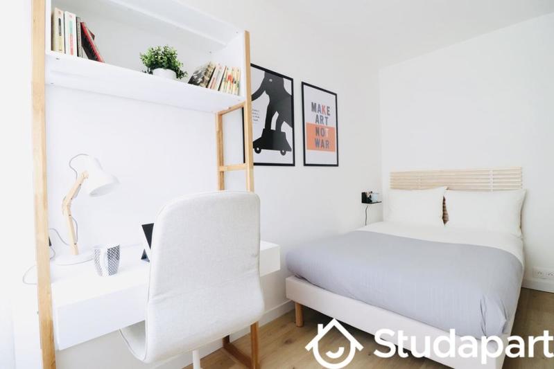 Chambre - 10 m² - 1 pièce