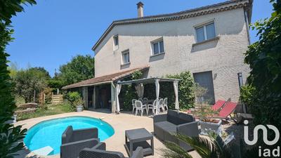 Maison - 150 m² - 5 pièces