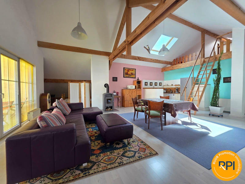 Maison - 321 m² - 9 pièces