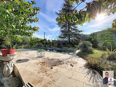 Villa - 159 m² - 5 pièces