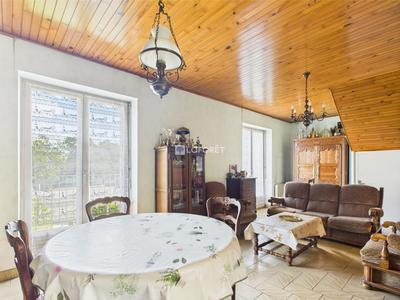 Maison - 101 m² - 6 pièces