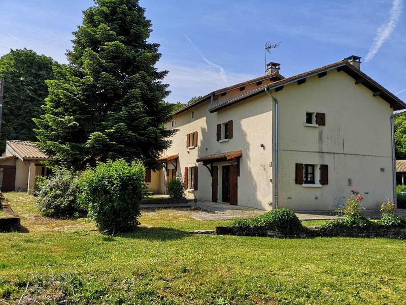 Maison - 222 m² - 5 pièces