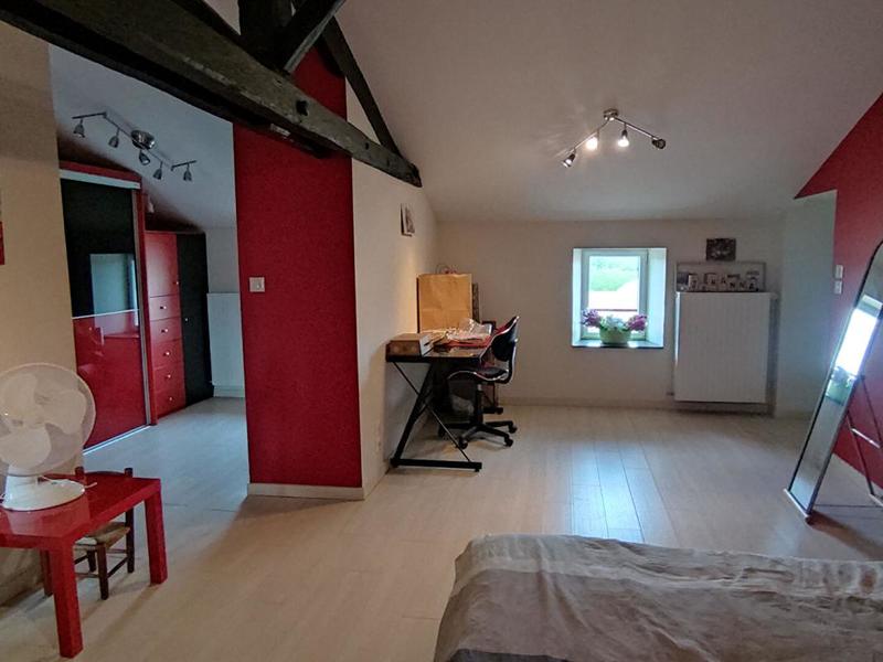 Maison - 217 m² - 6 pièces