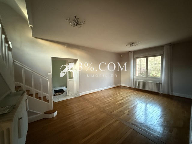 Maison - 193 m² - 7 pièces