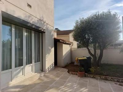 Maison traditionnelle - 94 m² - 3 pièces