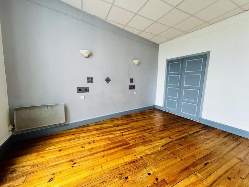 Appartement - 730 m² - 22 pièces