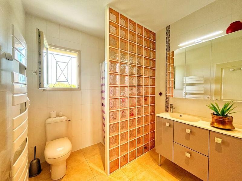 Maison d'architecte - 270 m² - 6 pièces