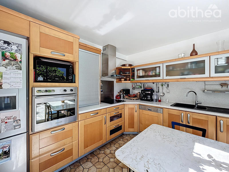 Maison - 156 m² - 7 pièces