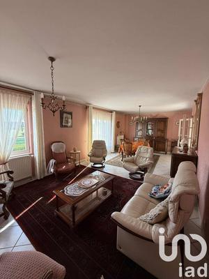 Maison - 153 m² - 6 pièces