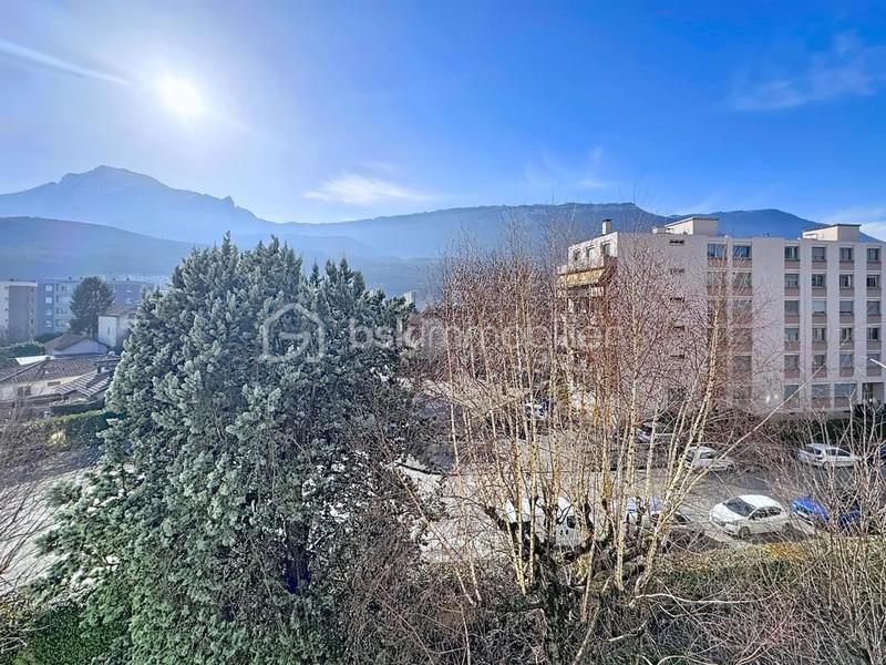 Appartement - 63 m² - 4 pièces