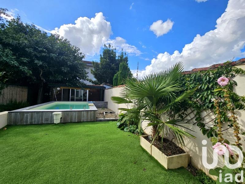 Maison - 198 m² - 8 pièces