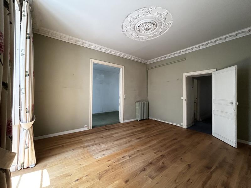 Appartement - 97 m² - 5 pièces