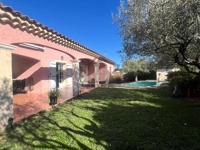 Villa - 145 m² - 7 pièces