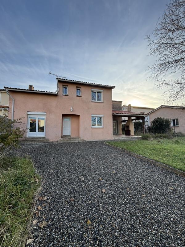 Maison - 111 m² - 4 pièces