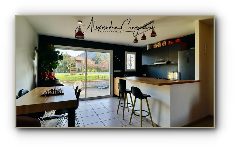 Maison - 84 m² - 4 pièces