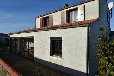 Maison - 101 m² - 5 pièces