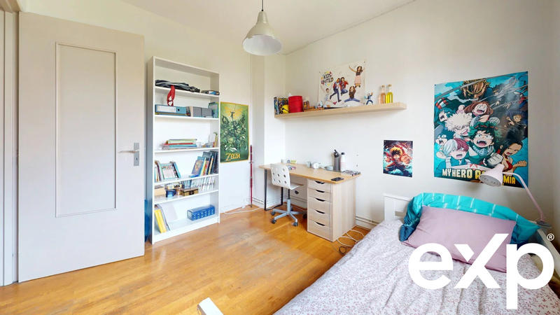 Appartement - 147 m² - 7 pièces