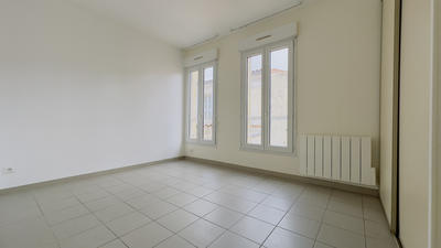 Appartement - 82 m² - 3 pièces