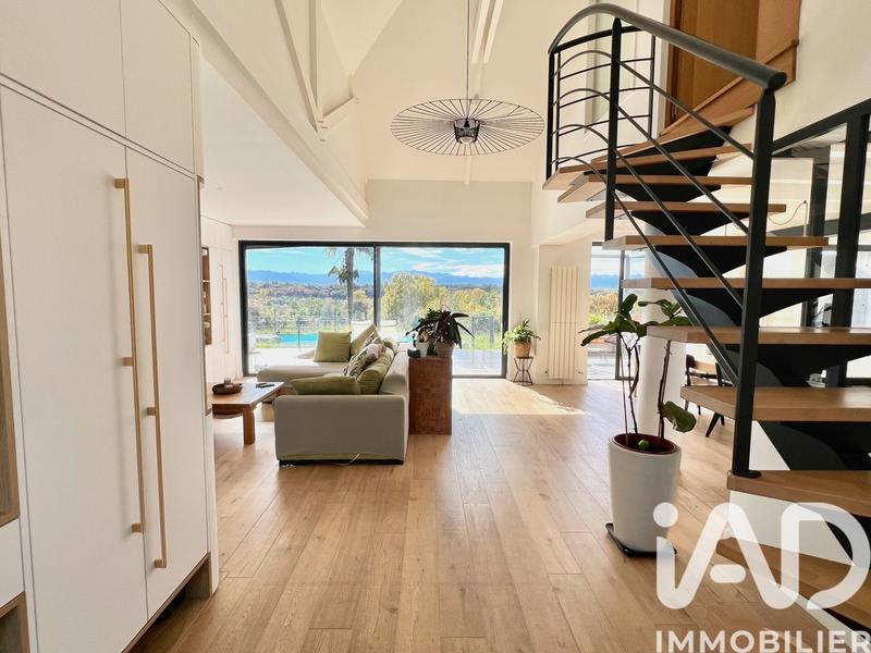 Maison - 170 m² - 7 pièces