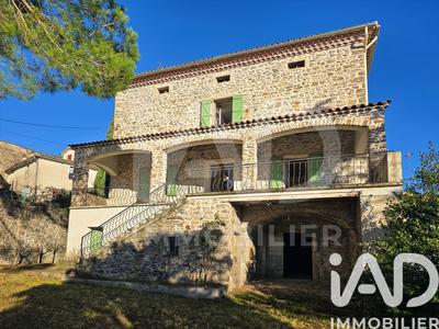 Maison de village - 124 m² - 5 pièces