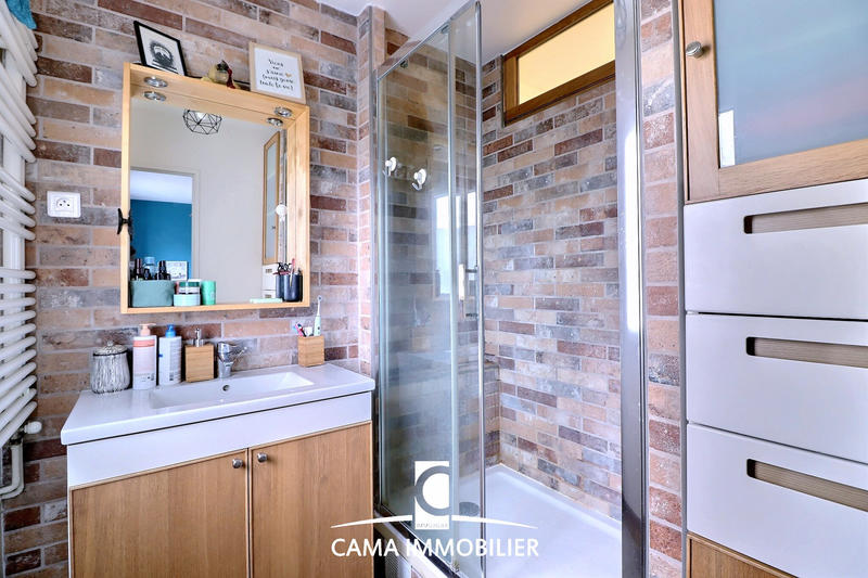 Maison - 107 m² - 5 pièces