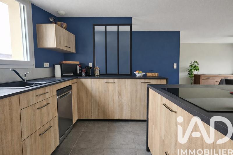 Maison - 90 m² - 5 pièces