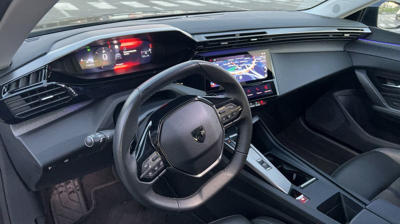 Peugeot 308 1.5 BlueHDi 130 Eat8 Allure