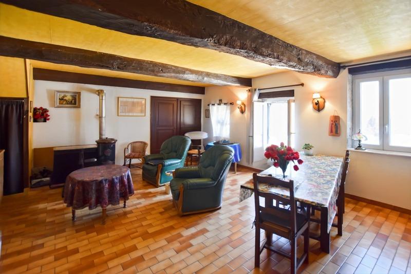 Maison de village - 75 m² - 3 pièces