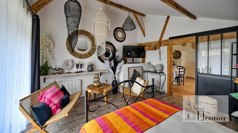 Maison ancienne - 309 m² - 6 pièces