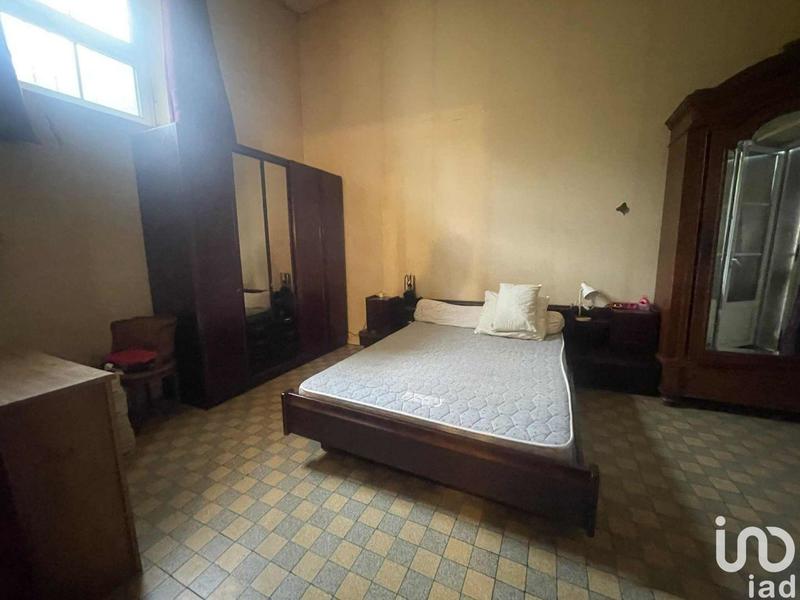 Maison - 180 m² - 5 pièces