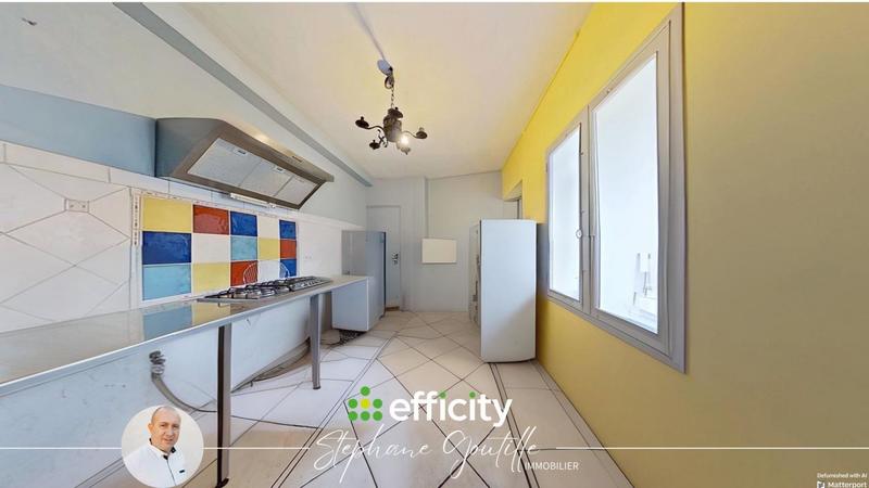 Maison - 125 m² - 8 pièces