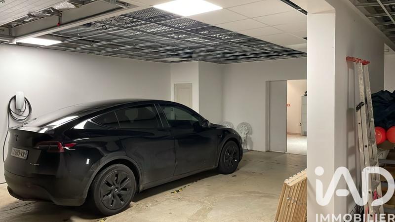 Maison - 320 m² - 8 pièces