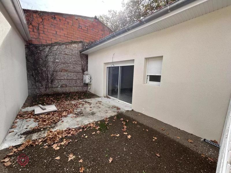 Maison - 192 m² - 10 pièces