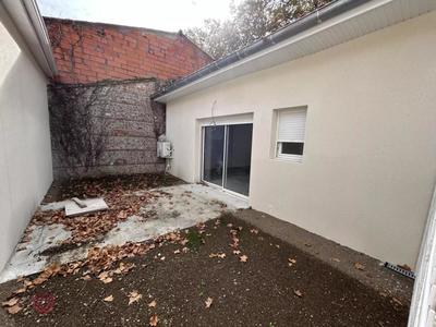 Maison - 192 m² - 10 pièces