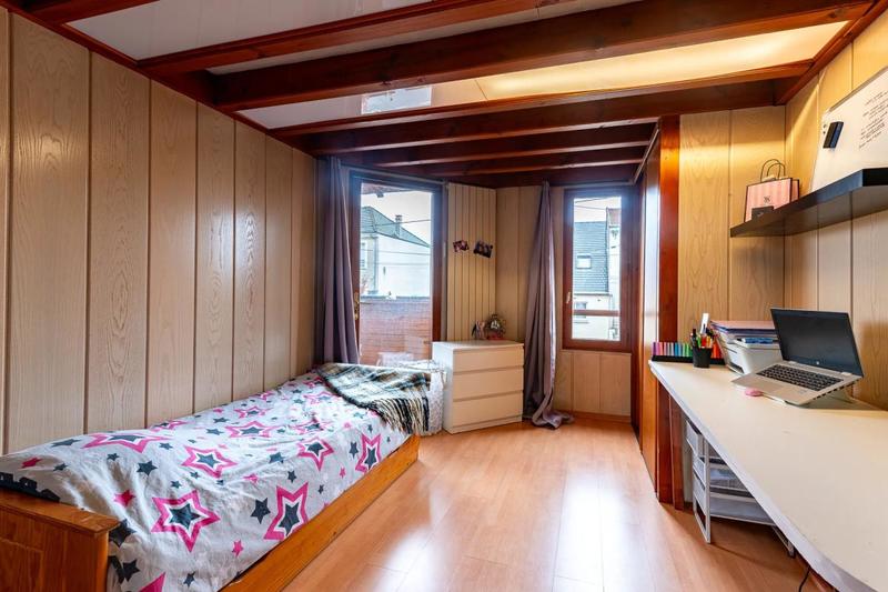 Maison d'architecte - 220 m² - 8 pièces