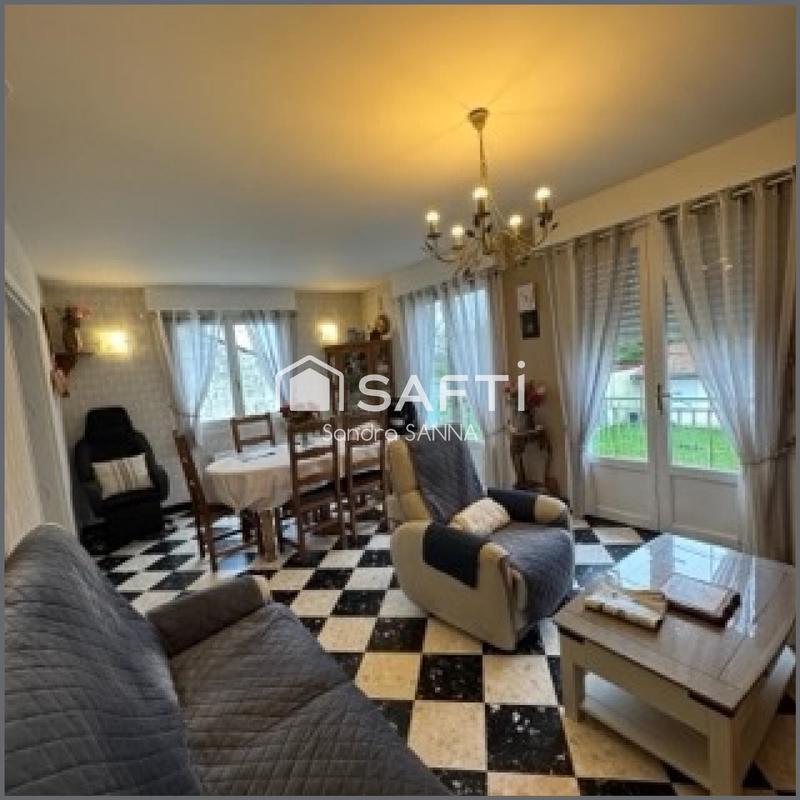 Maison - 90 m² - 6 pièces