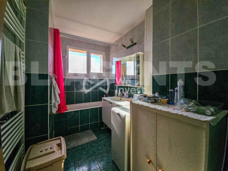 Maison - 179 m² - 7 pièces