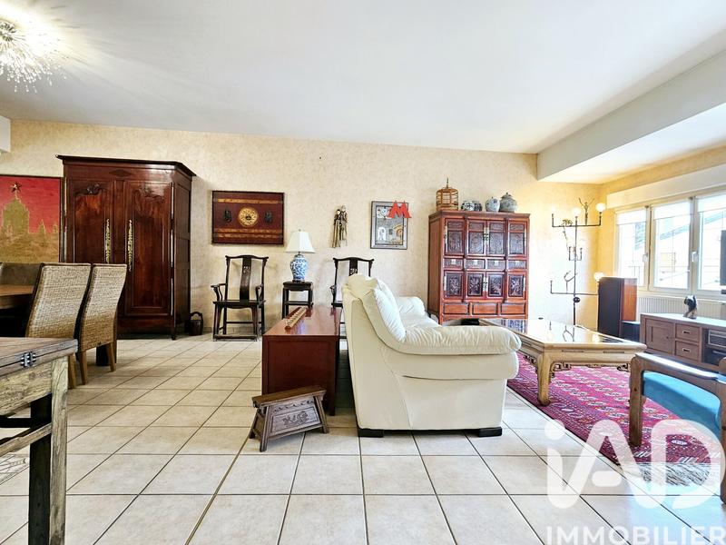 Maison de village - 240 m² - 7 pièces