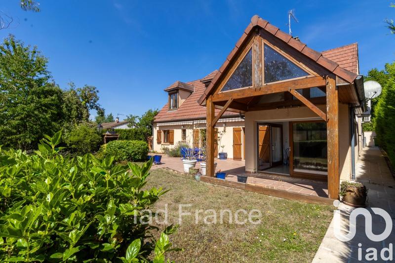 Maison - 192 m² - 8 pièces