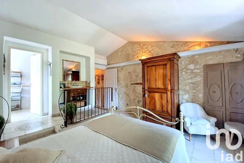 Maison - 328 m² - 11 pièces