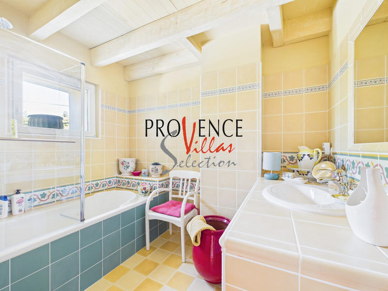 Maison - 165 m² - 7 pièces