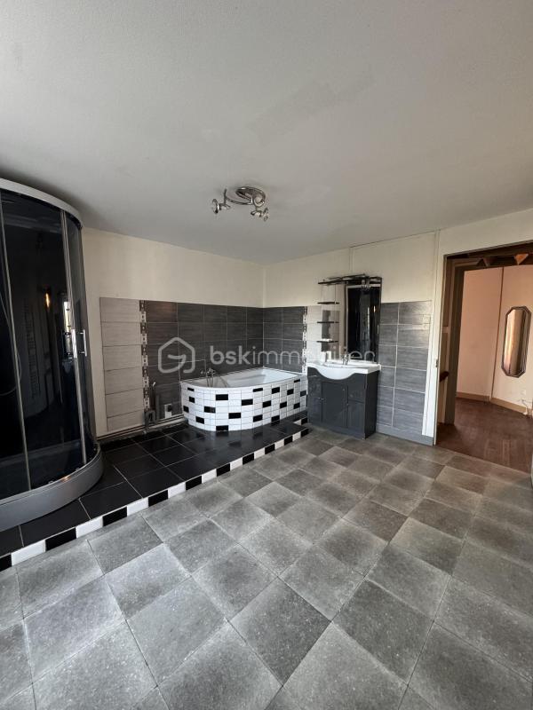 Maison de village - 128 m² - 6 pièces