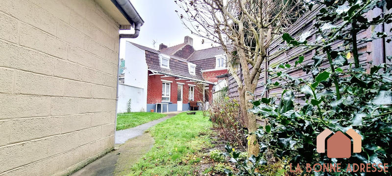 Maison - 88 m² - 4 pièces