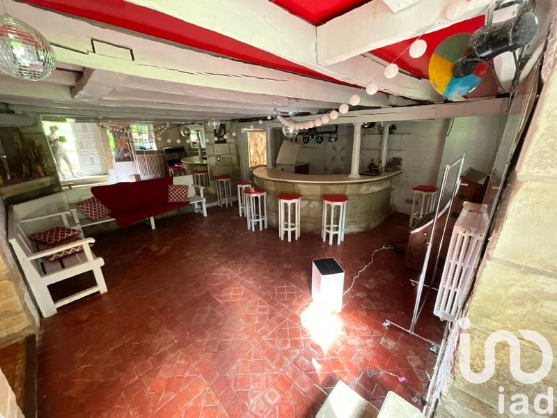 Maison - 656 m² - 10 pièces