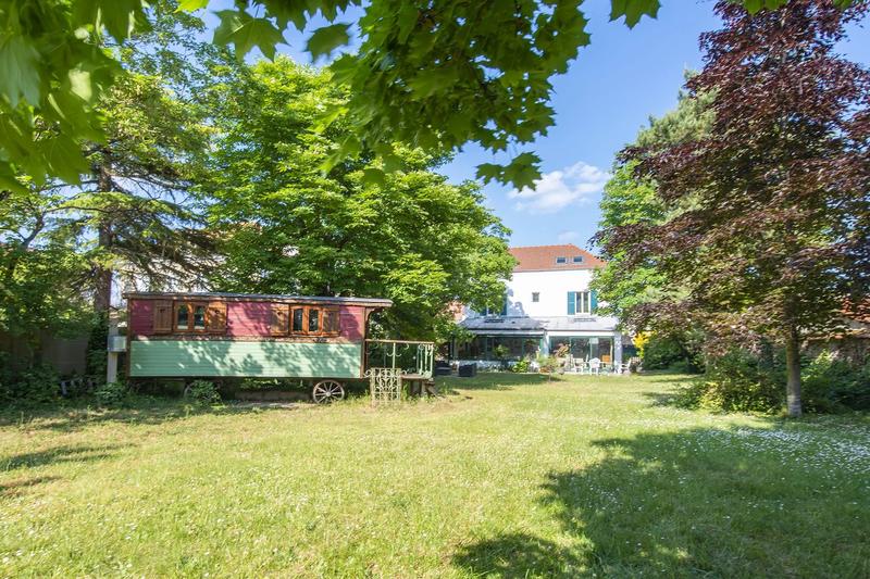 Maison de ville - 200 m² - 7 pièces