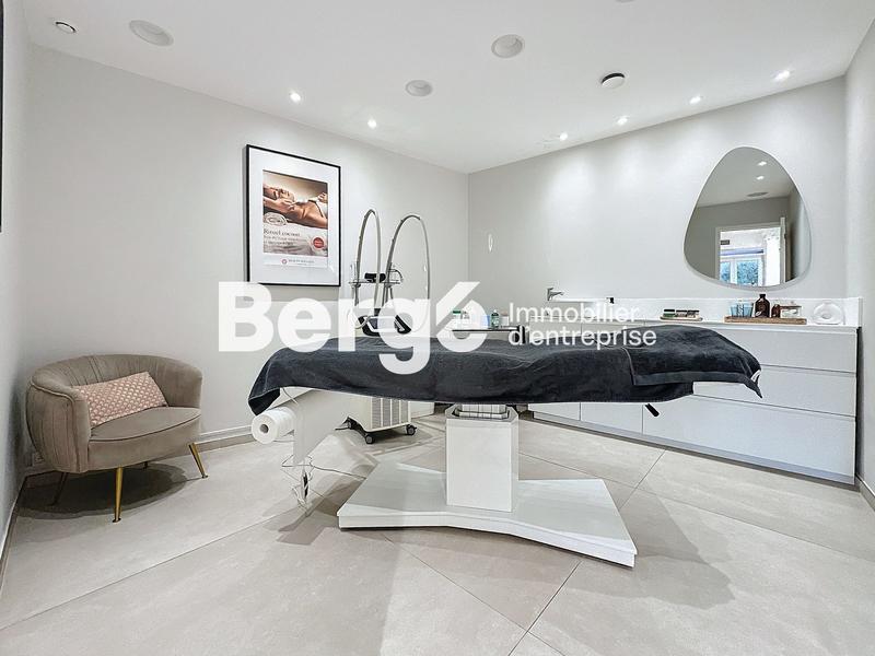 Local commercial - 100 m²