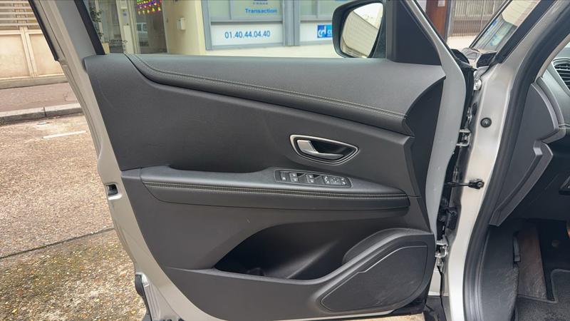 Renault Scénic 1.5 dCi 110 Hybrid Assist Intens