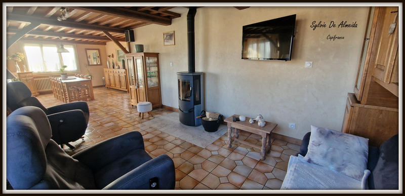 Maison - 206 m² - 6 pièces