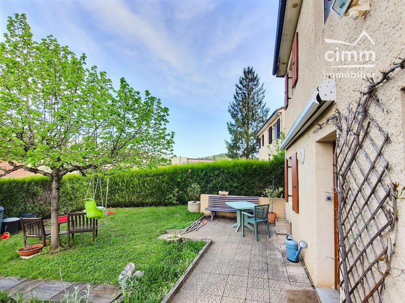 Maison - 91 m² - 4 pièces